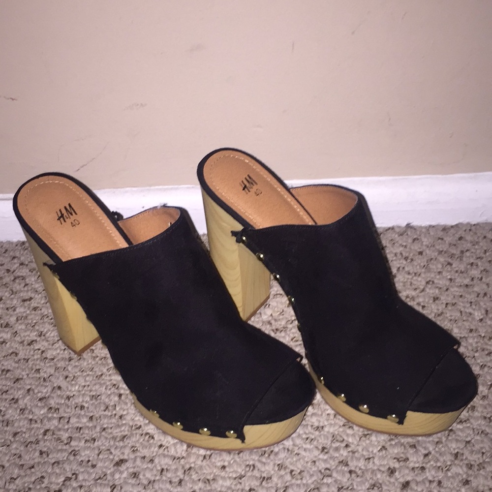Clogs